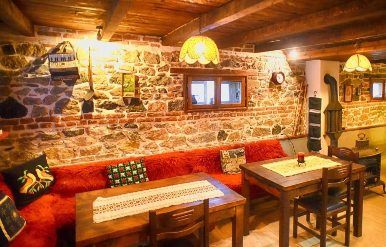 Hotel Bujtina Bicolli Корча Экстерьер фото