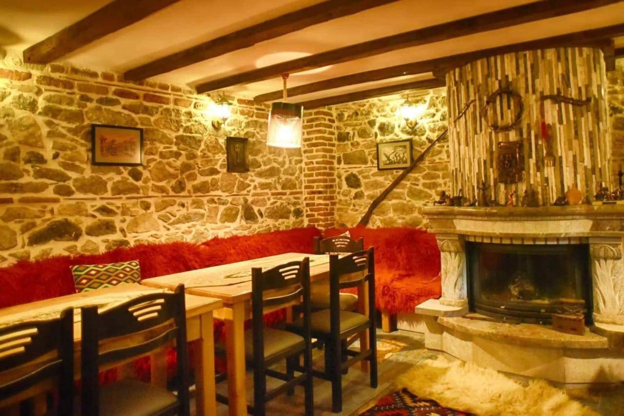 Hotel Bujtina Bicolli Корча Экстерьер фото