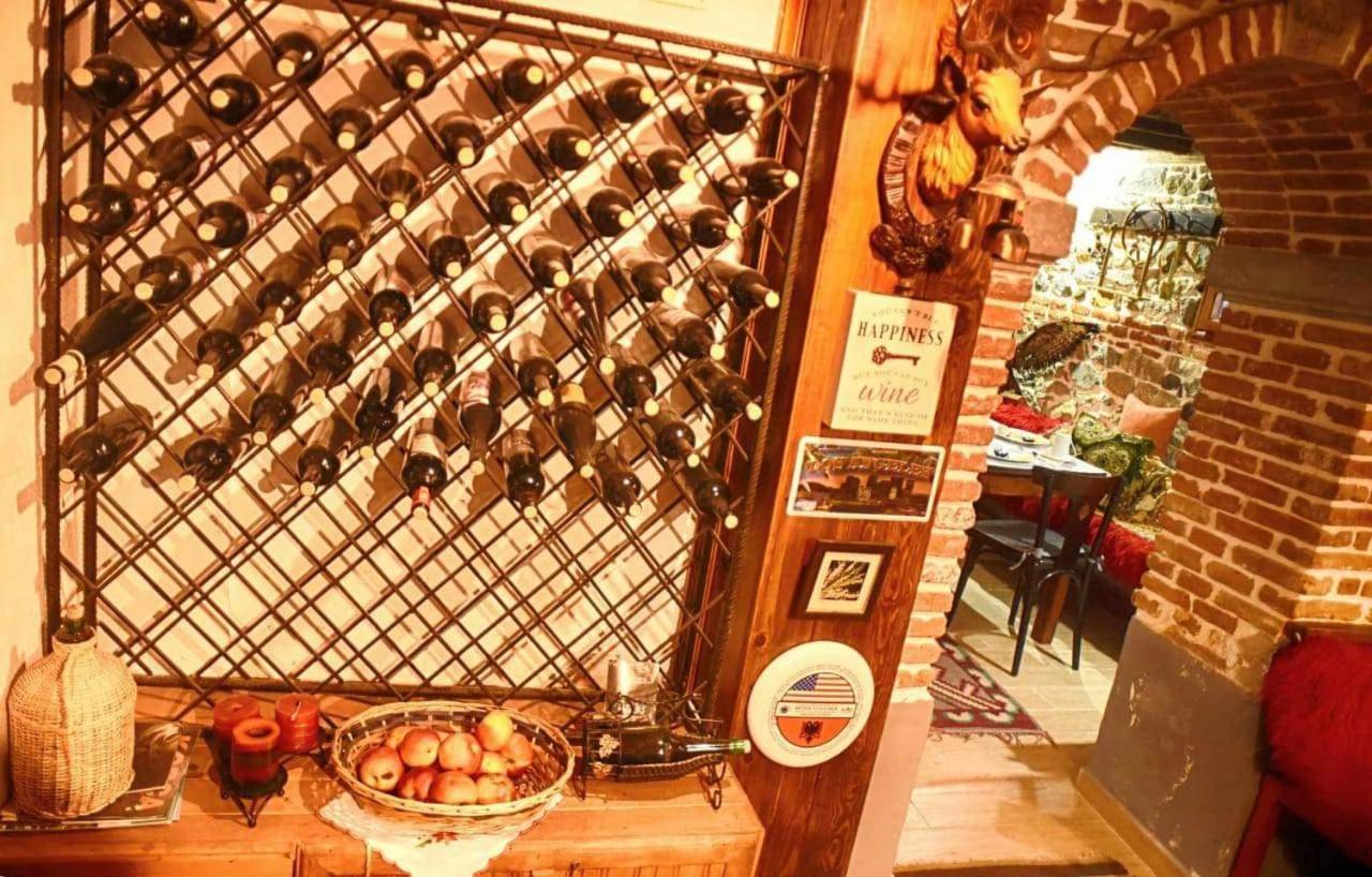 Hotel Bujtina Bicolli Корча Экстерьер фото